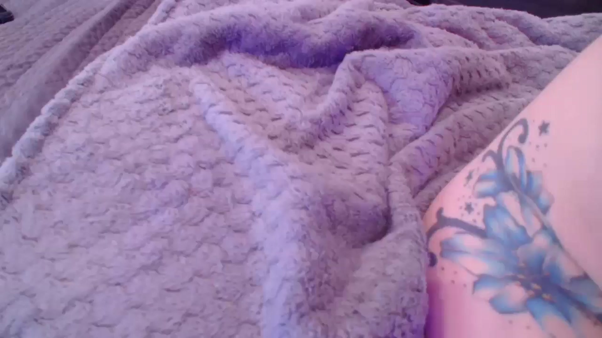 Gallery image thumbnail from Midnightrose's myfreecams stream on, 07/26/2025, 11:03 image 15 of 20