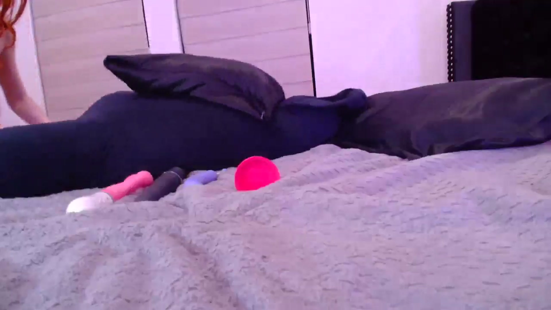 Gallery image thumbnail from Midnightrose's myfreecams stream on, 08/20/2025, 09:39 image 11 of 20