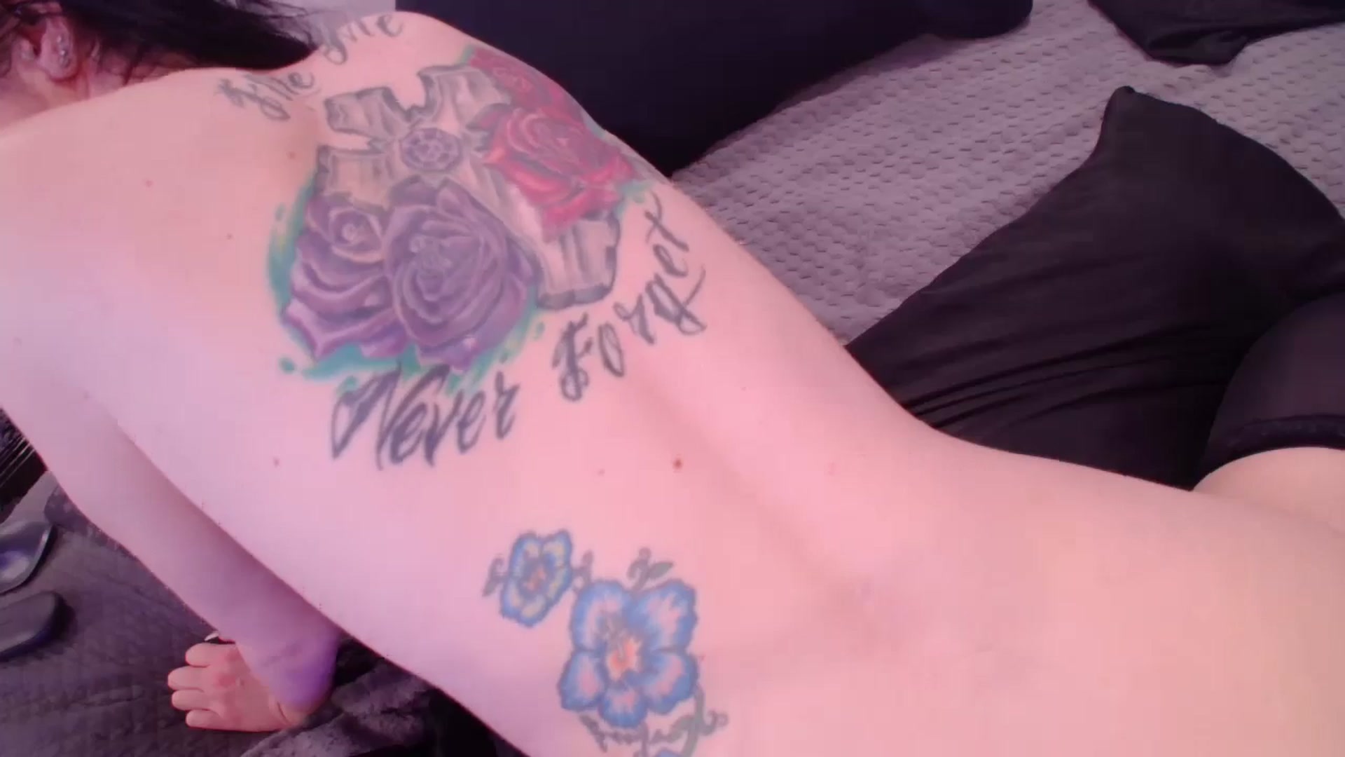 Gallery image thumbnail from Midnightrose's myfreecams stream on, 09/04/2025, 11:36 image 8 of 20