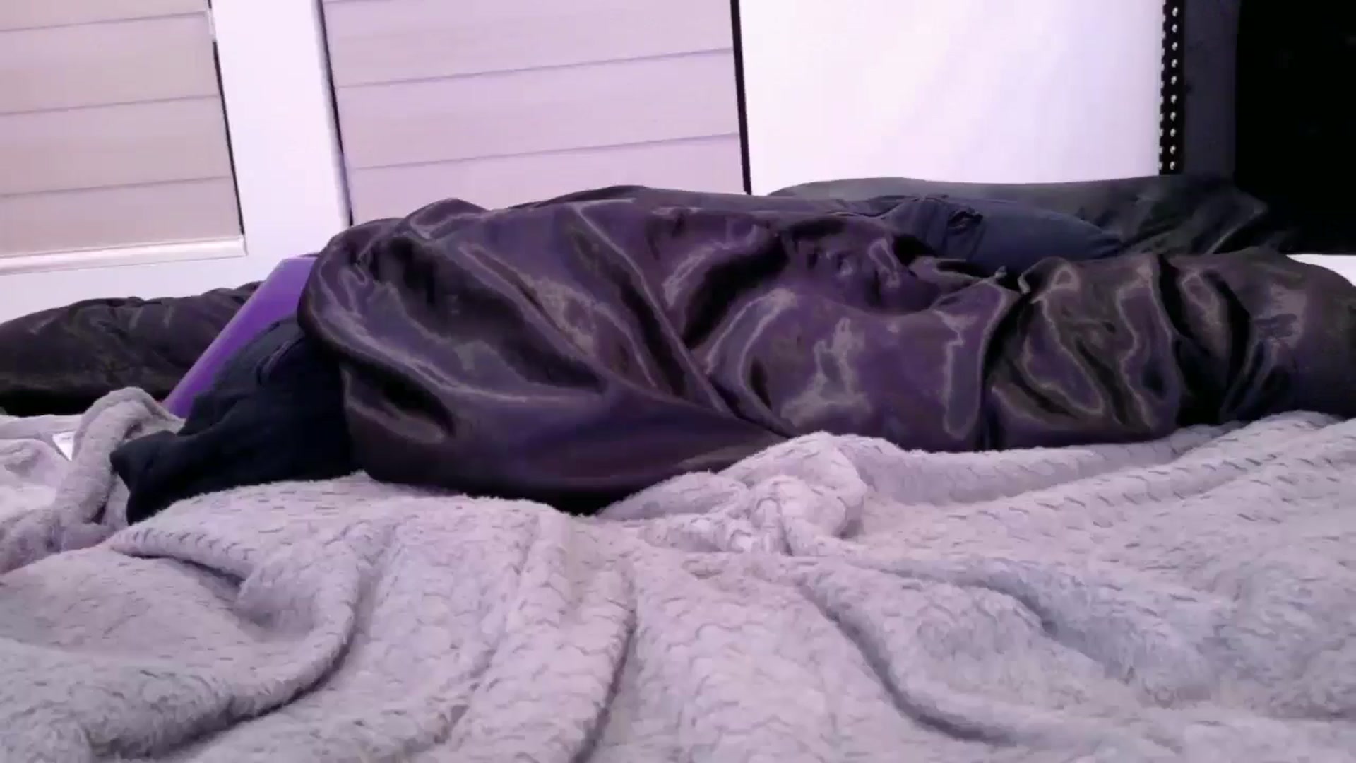 Gallery image thumbnail from Midnightrose's myfreecams stream on, 09/14/2025, 12:16 image 9 of 20