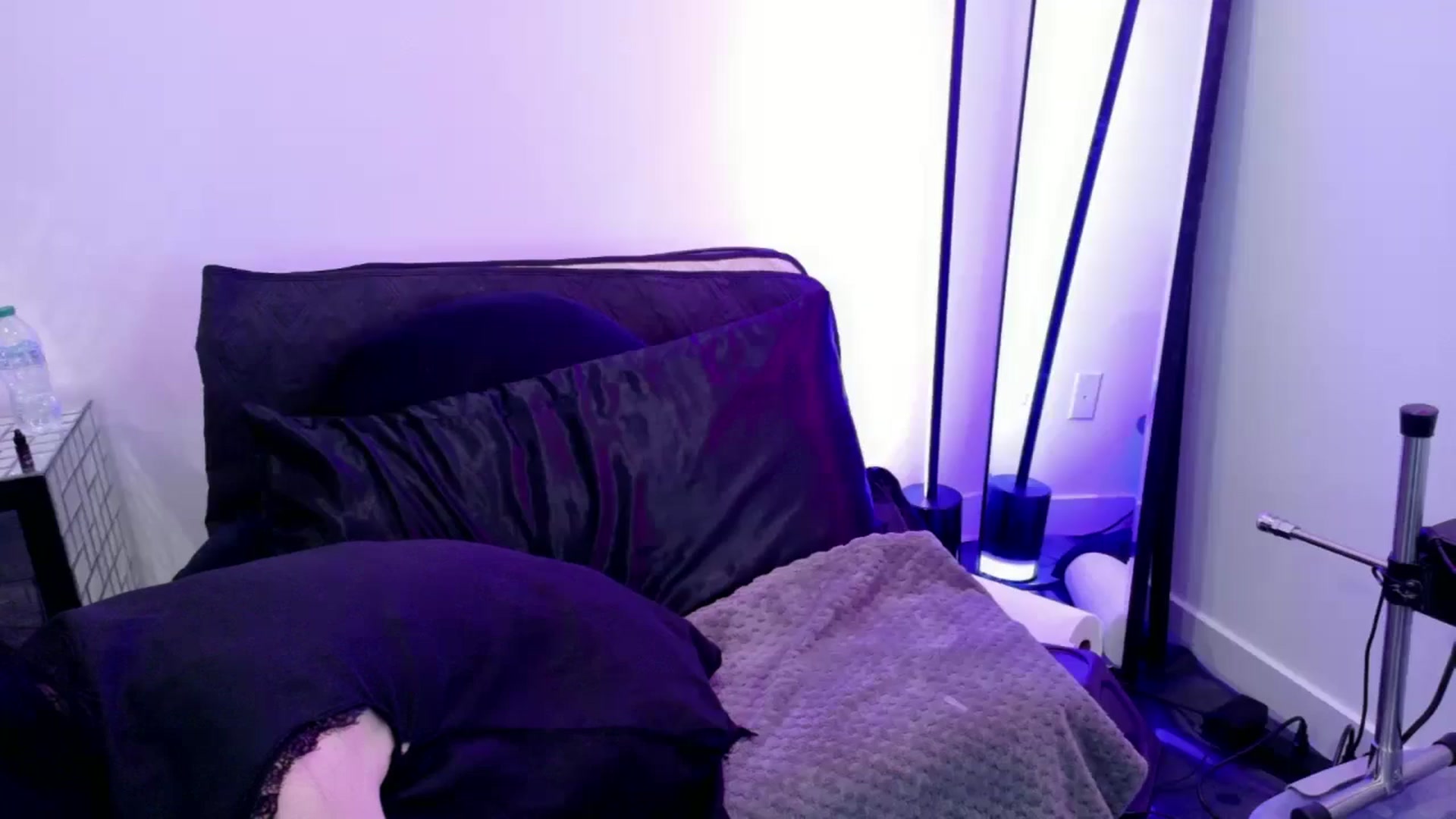 Gallery image thumbnail from Midnightrose's myfreecams stream on, 10/25/2025, 11:28 image 2 of 20