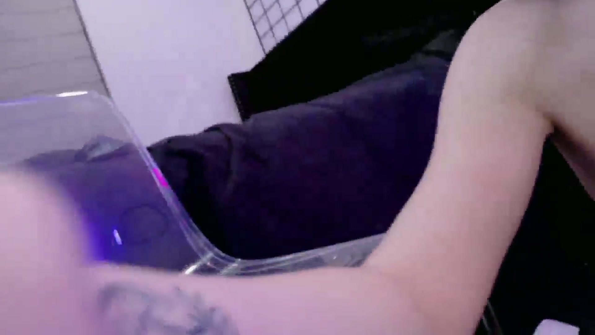 Gallery image thumbnail from Midnightrose's myfreecams stream on, 11/22/2025, 10:00 image 10 of 20