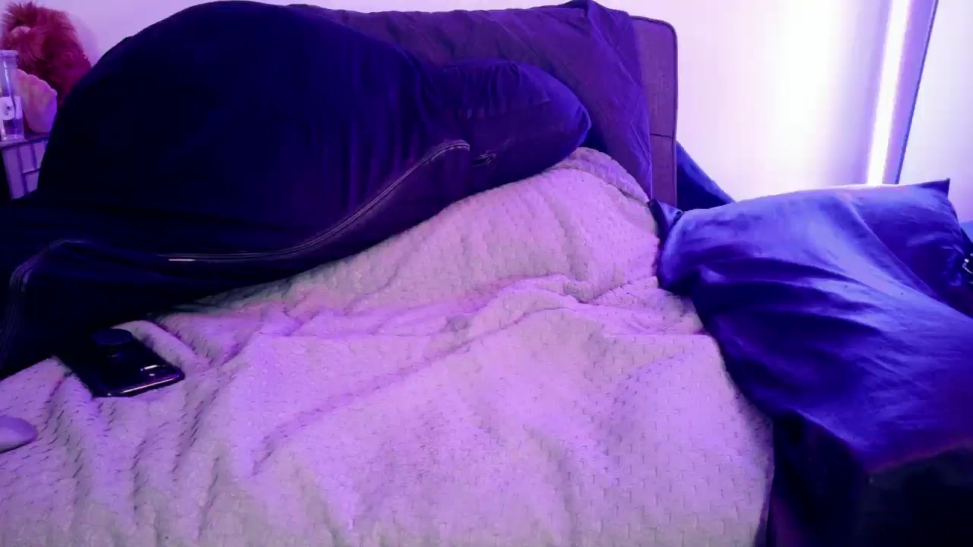 Gallery image thumbnail from Midnightrose's myfreecams stream on, 12/13/2025, 13:39 image 16 of 20