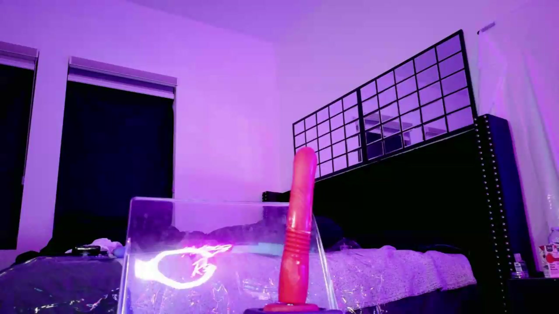 Gallery image thumbnail from Midnightrose's myfreecams stream on, 05/10/2026, 10:03 image 17 of 20
