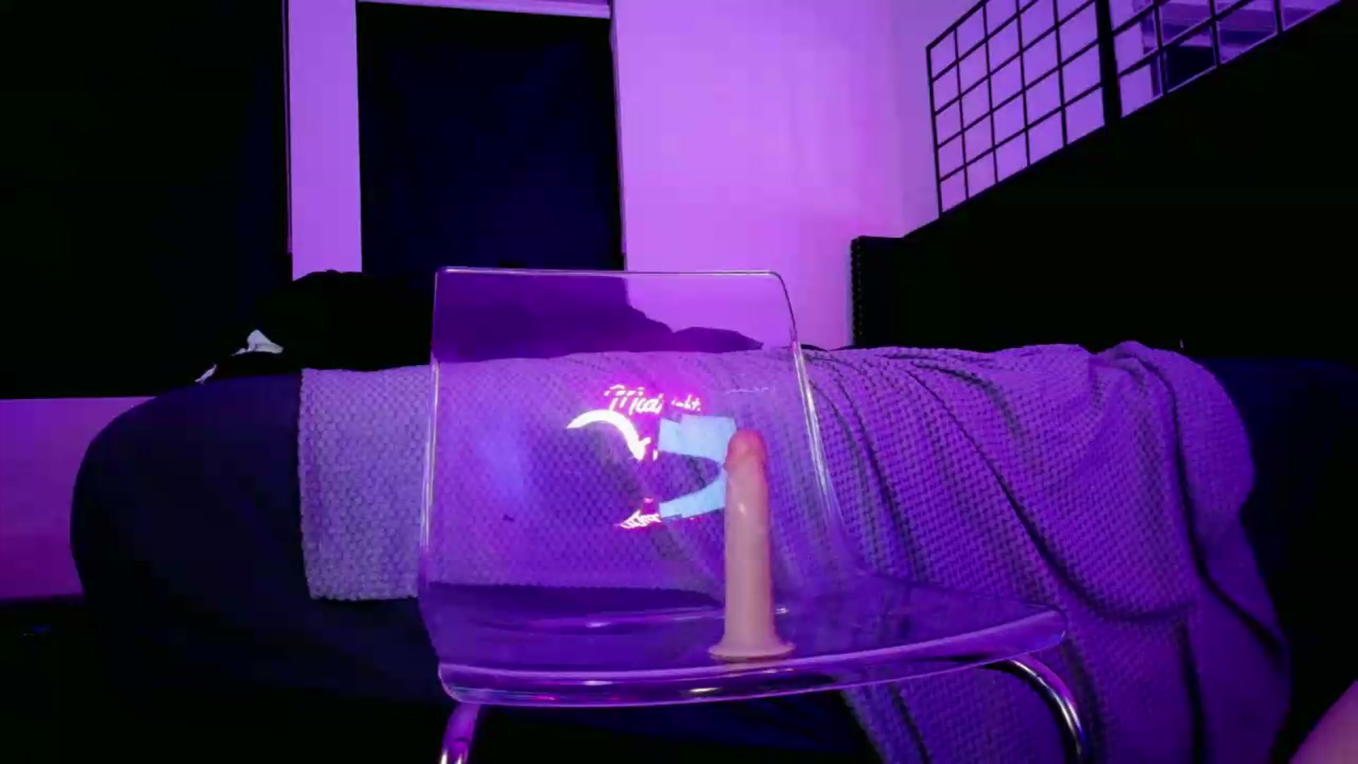 Gallery image thumbnail from Midnightrose's myfreecams stream on, 06/13/2026, 11:42 image 16 of 20