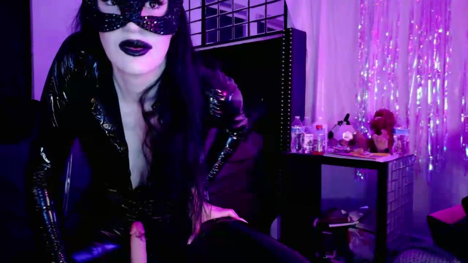 Gallery image thumbnail from Midnightrose's myfreecams stream on, 08/19/2026, 08:16 image 18 of 20