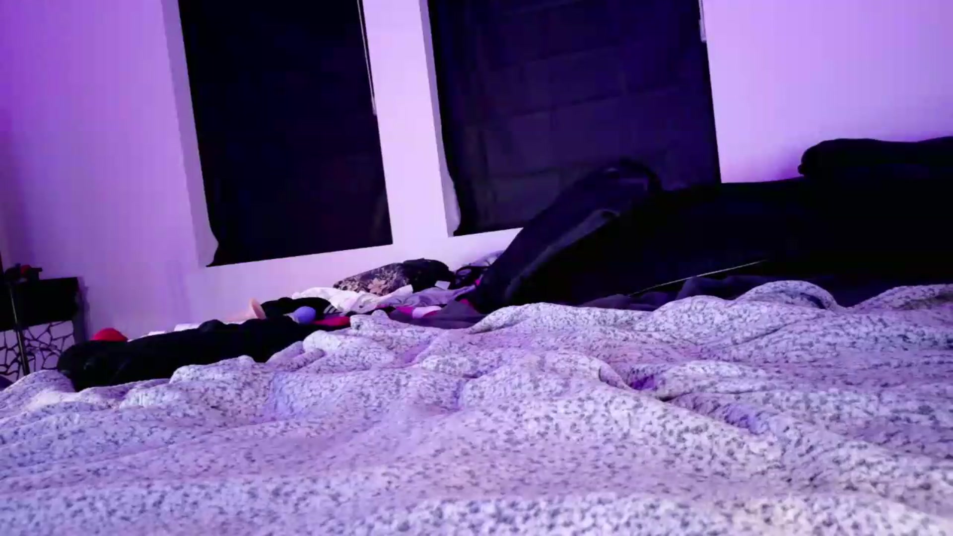 Gallery image thumbnail from Midnightrose's myfreecams stream on, 09/04/2026, 09:50 image 15 of 20