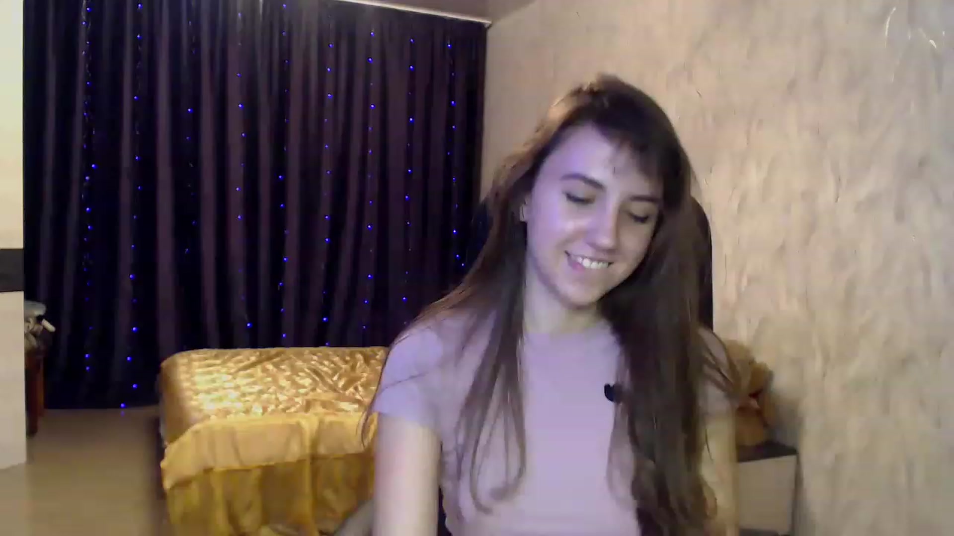 Gallery image thumbnail from MidnighttSunn's myfreecams stream on, 11/23/2022, 19:34 image 16 of 20