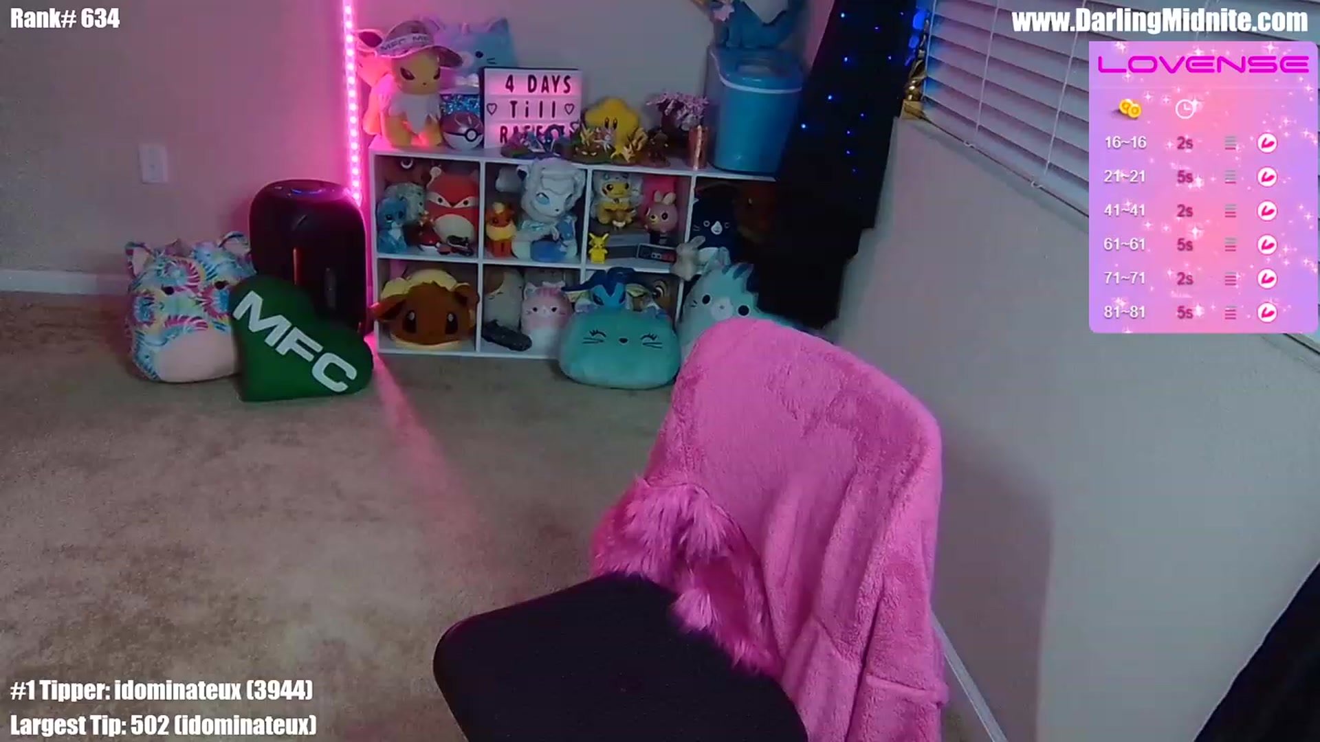 Gallery image thumbnail from MidniteXXX's myfreecams stream on, 03/26/2023, 05:52 image 16 of 20
