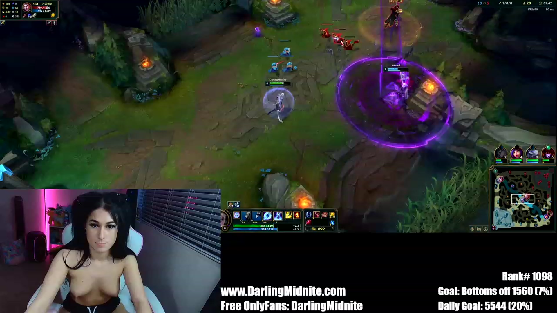 Gallery image thumbnail from MidniteXXX's myfreecams stream on, 04/20/2023, 06:57 image 3 of 20