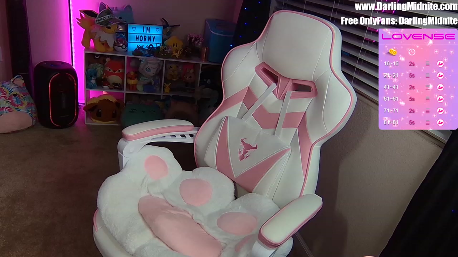 Gallery image thumbnail from MidniteXXX's myfreecams stream on, 04/28/2023, 06:10 image 8 of 20