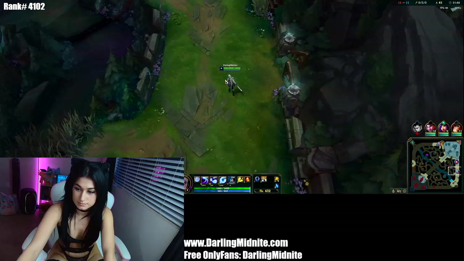 Gallery image thumbnail from MidniteXXX's myfreecams stream on, 05/12/2023, 06:32 image 7 of 20