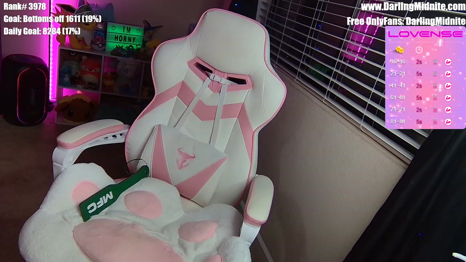 Gallery image thumbnail from MidniteXXX's myfreecams stream on, 05/16/2023, 05:55 image 8 of 20