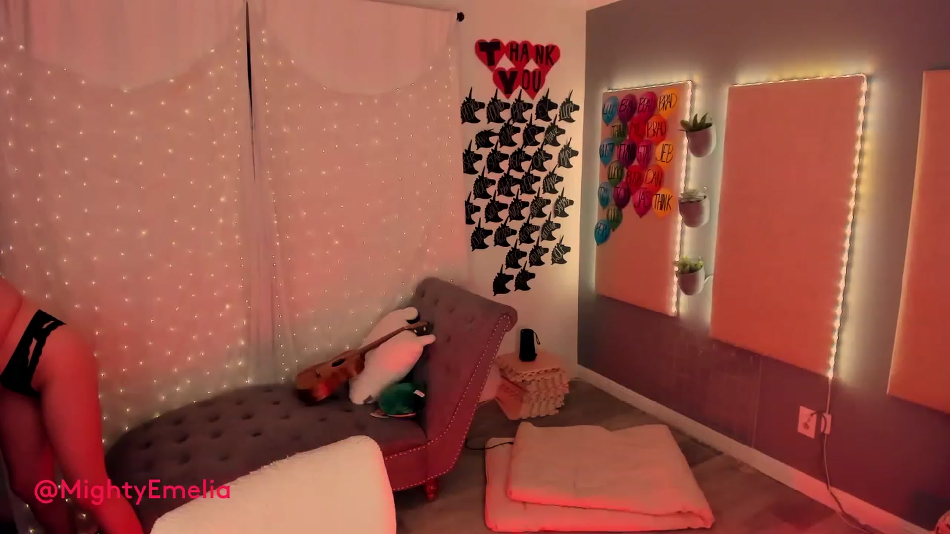 Gallery image thumbnail from MightyEmelia's myfreecams stream on, 02/03/2023, 05:23 image 2 of 20