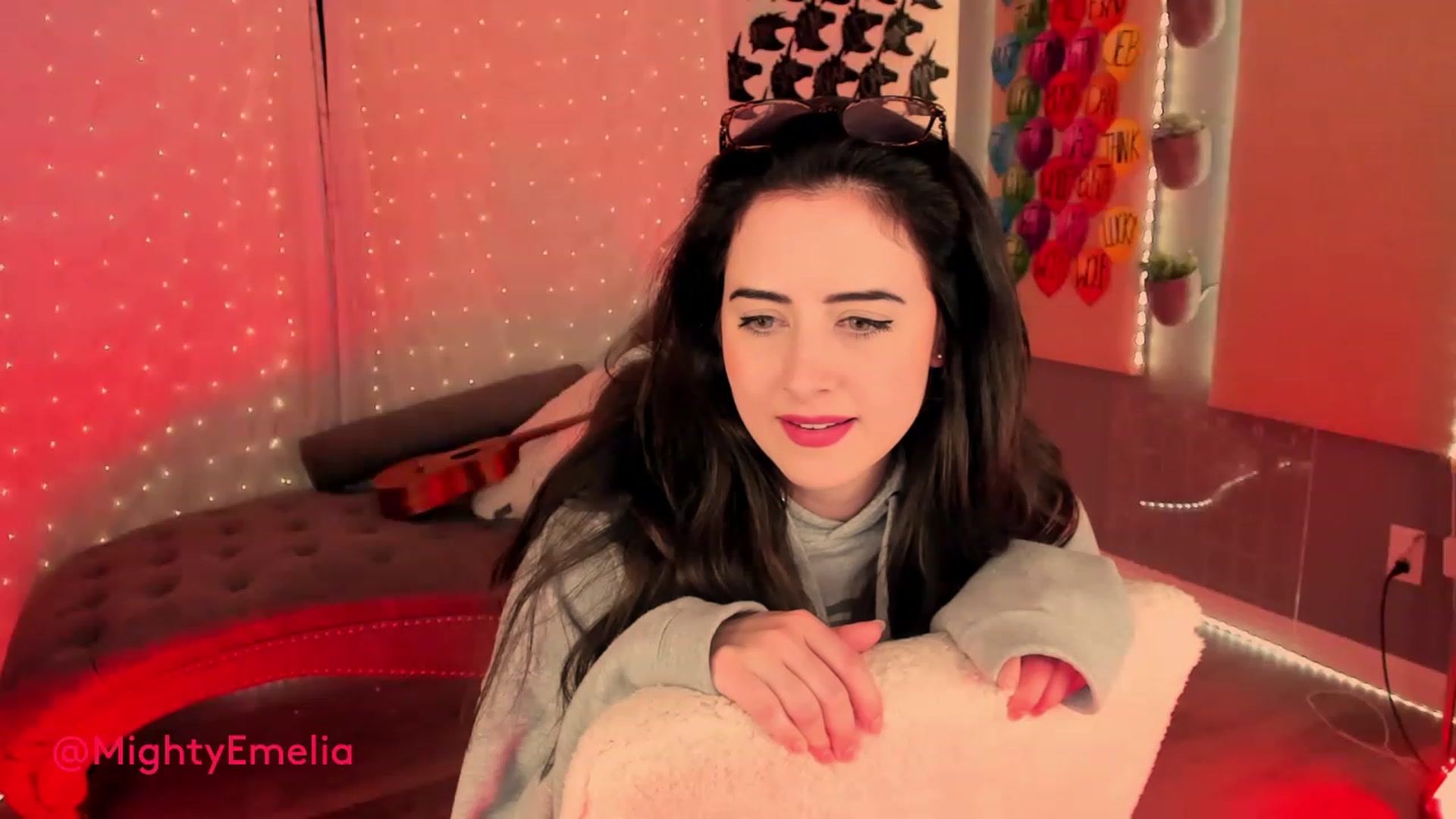 Gallery image thumbnail from MightyEmelia's myfreecams stream on, 02/17/2023, 04:18 image 10 of 20