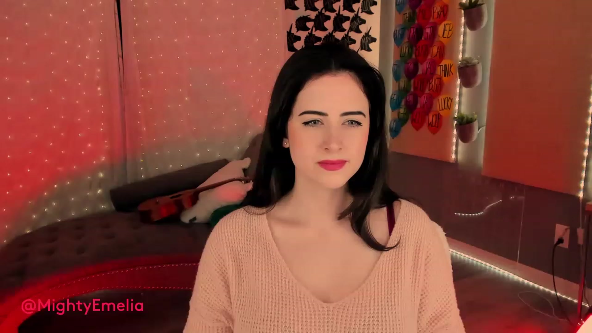 Gallery image thumbnail from MightyEmelia's myfreecams stream on, 02/19/2023, 03:44 image 3 of 20
