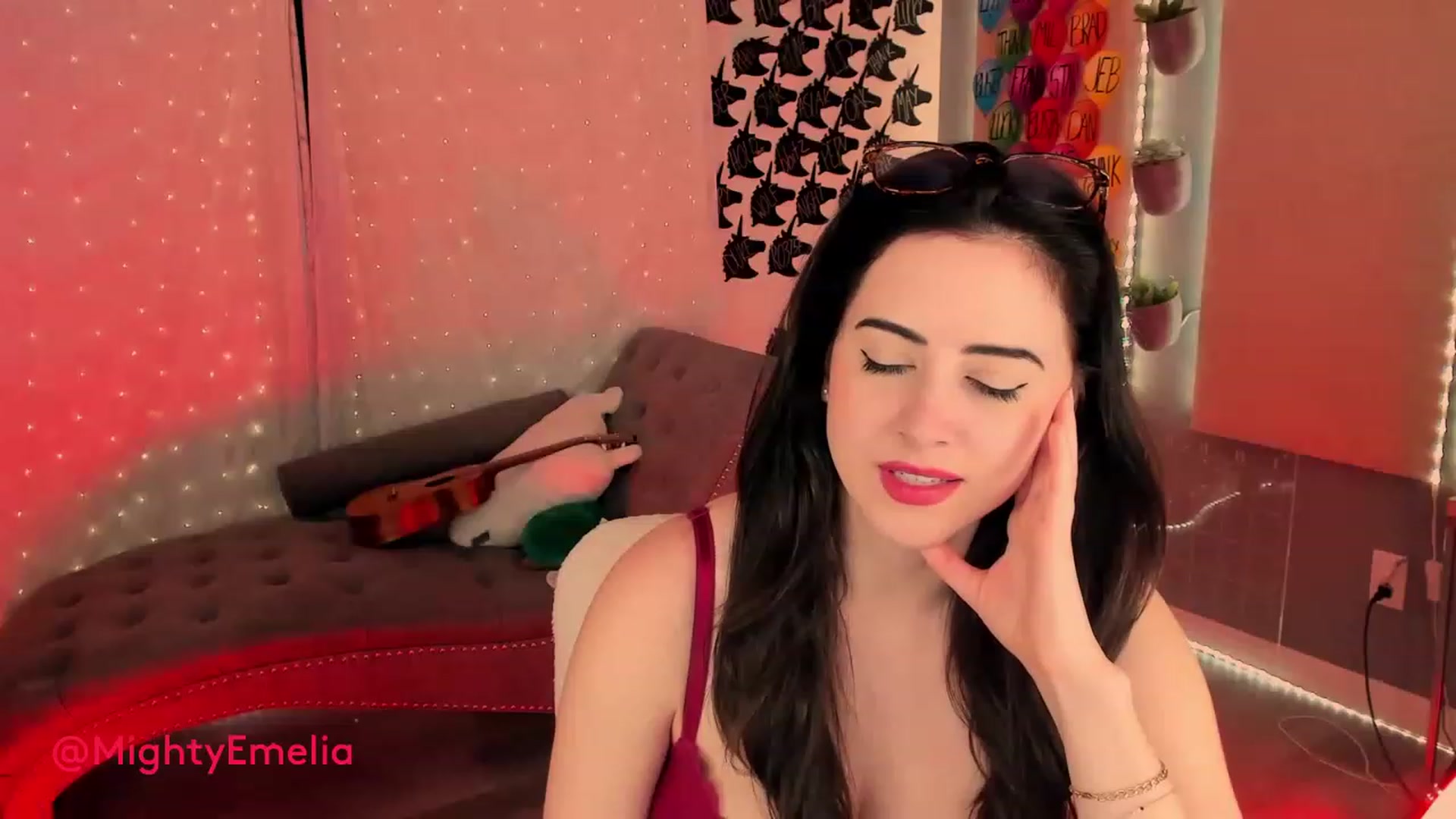 Gallery image thumbnail from MightyEmelia's myfreecams stream on, 02/19/2023, 05:27 image 7 of 20