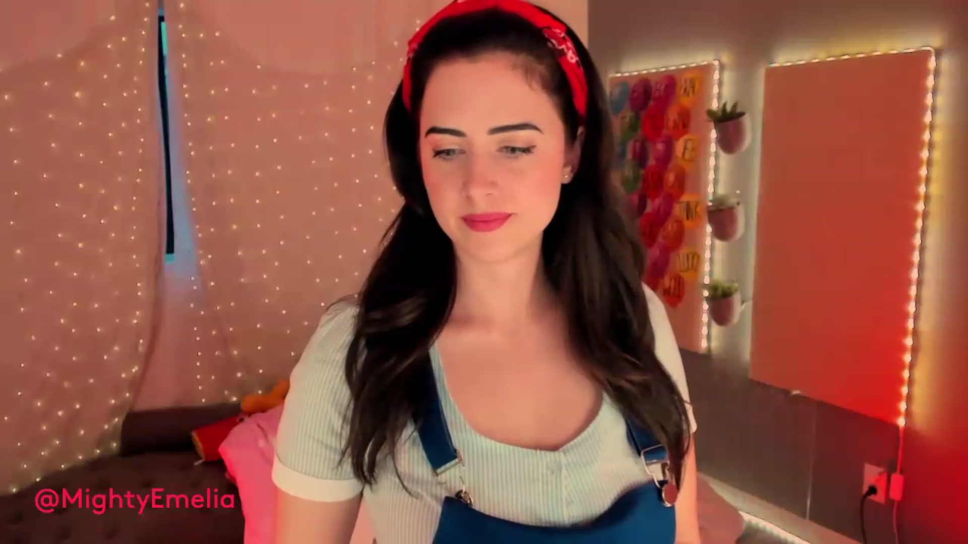 Gallery image thumbnail from MightyEmelia's myfreecams stream on, 02/26/2023, 01:24 image 9 of 20