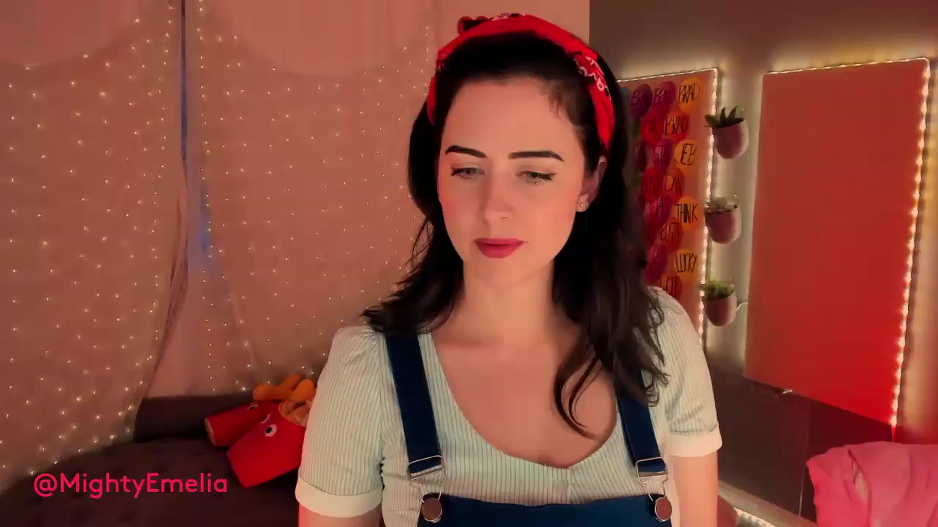 Gallery image thumbnail from MightyEmelia's myfreecams stream on, 02/26/2023, 04:38 image 3 of 20