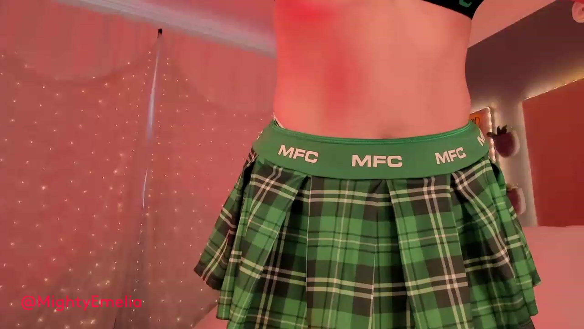 Gallery image thumbnail from MightyEmelia's myfreecams stream on, 03/10/2023, 03:09 image 7 of 20