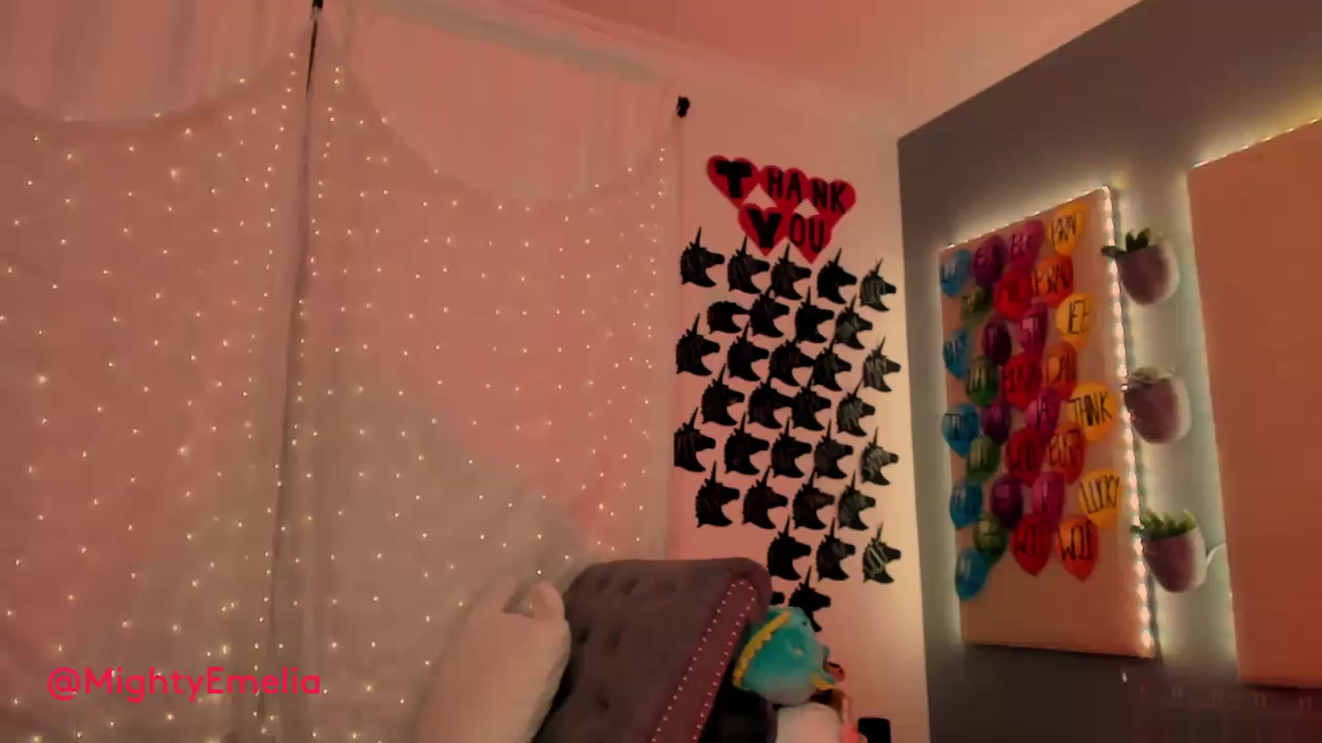 Gallery image thumbnail from MightyEmelia's myfreecams stream on, 03/18/2023, 03:35 image 6 of 20