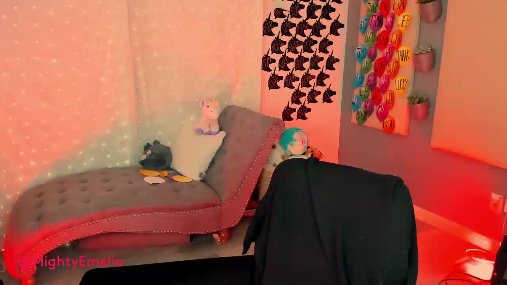 Gallery image thumbnail from MightyEmelia's myfreecams stream on, 05/14/2023, 04:12 image 13 of 20