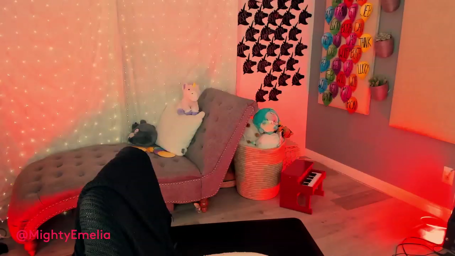 Gallery image thumbnail from MightyEmelia's myfreecams stream on, 05/14/2023, 04:12 image 9 of 20