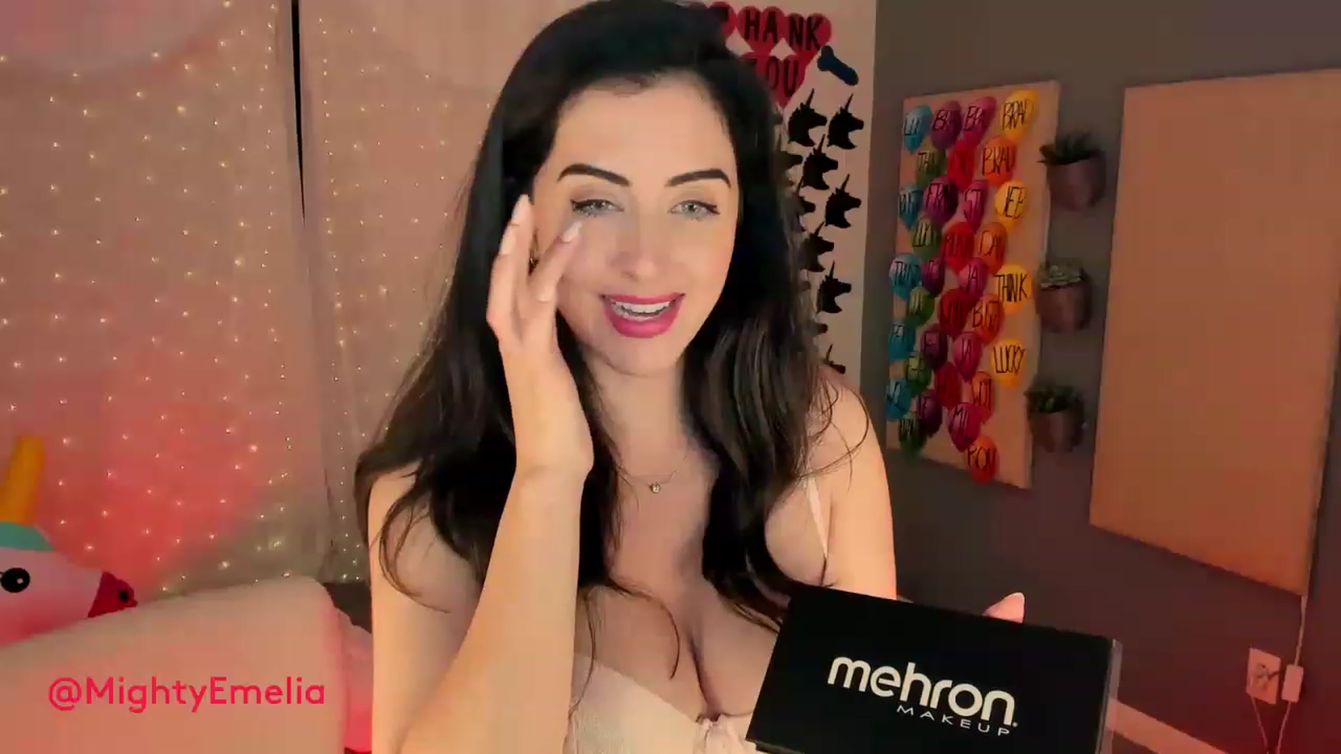Gallery image thumbnail from MightyEmelia's myfreecams stream on, 06/09/2023, 05:05 image 3 of 20