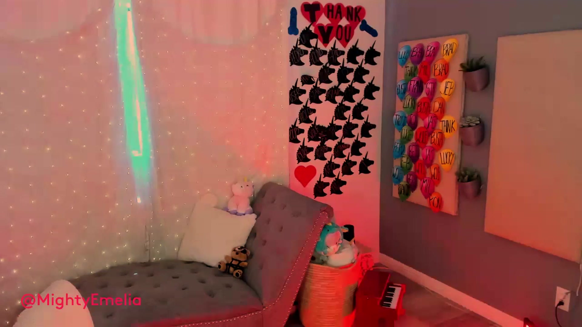 Gallery image thumbnail from MightyEmelia's myfreecams stream on, 07/04/2023, 22:19 image 9 of 20