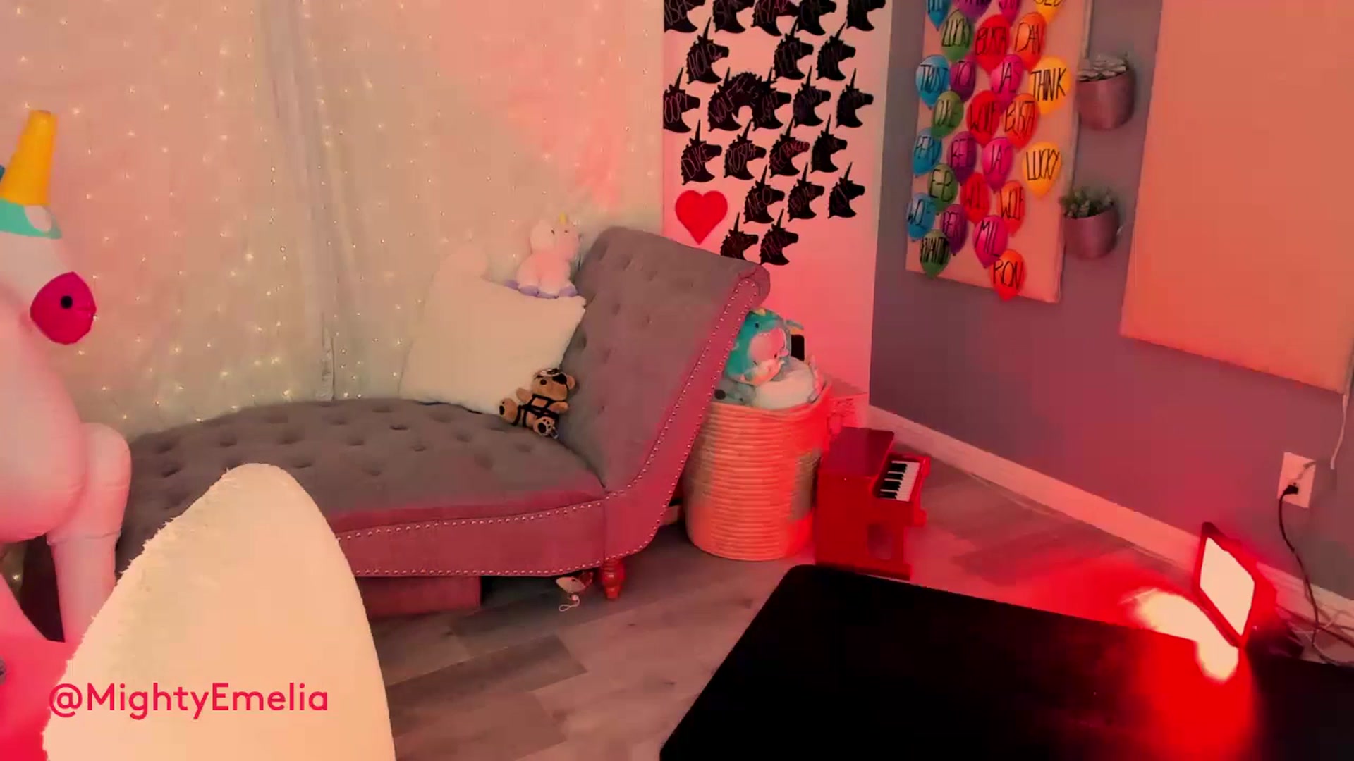 Gallery image thumbnail from MightyEmelia's myfreecams stream on, 07/10/2023, 03:29 image 18 of 20