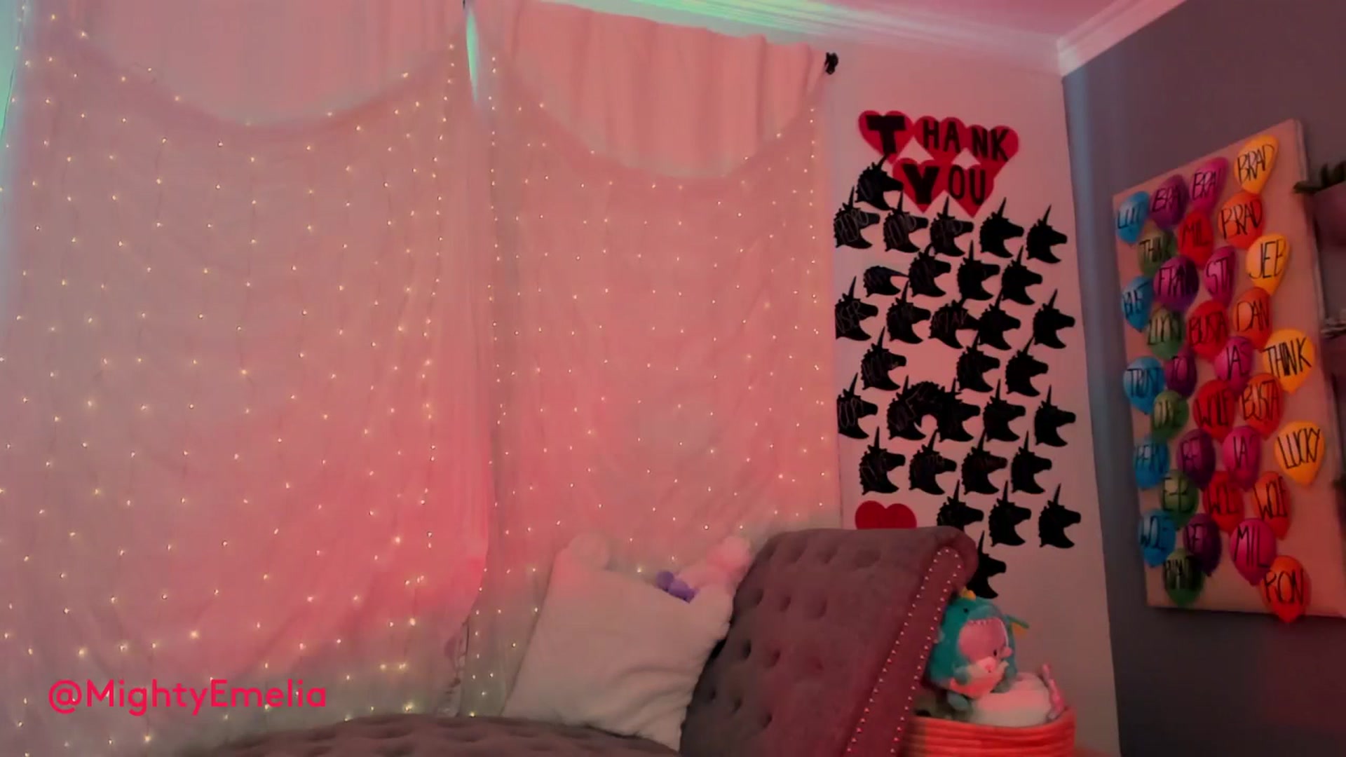 Gallery image thumbnail from MightyEmelia's myfreecams stream on, 07/12/2023, 24:40 image 4 of 20