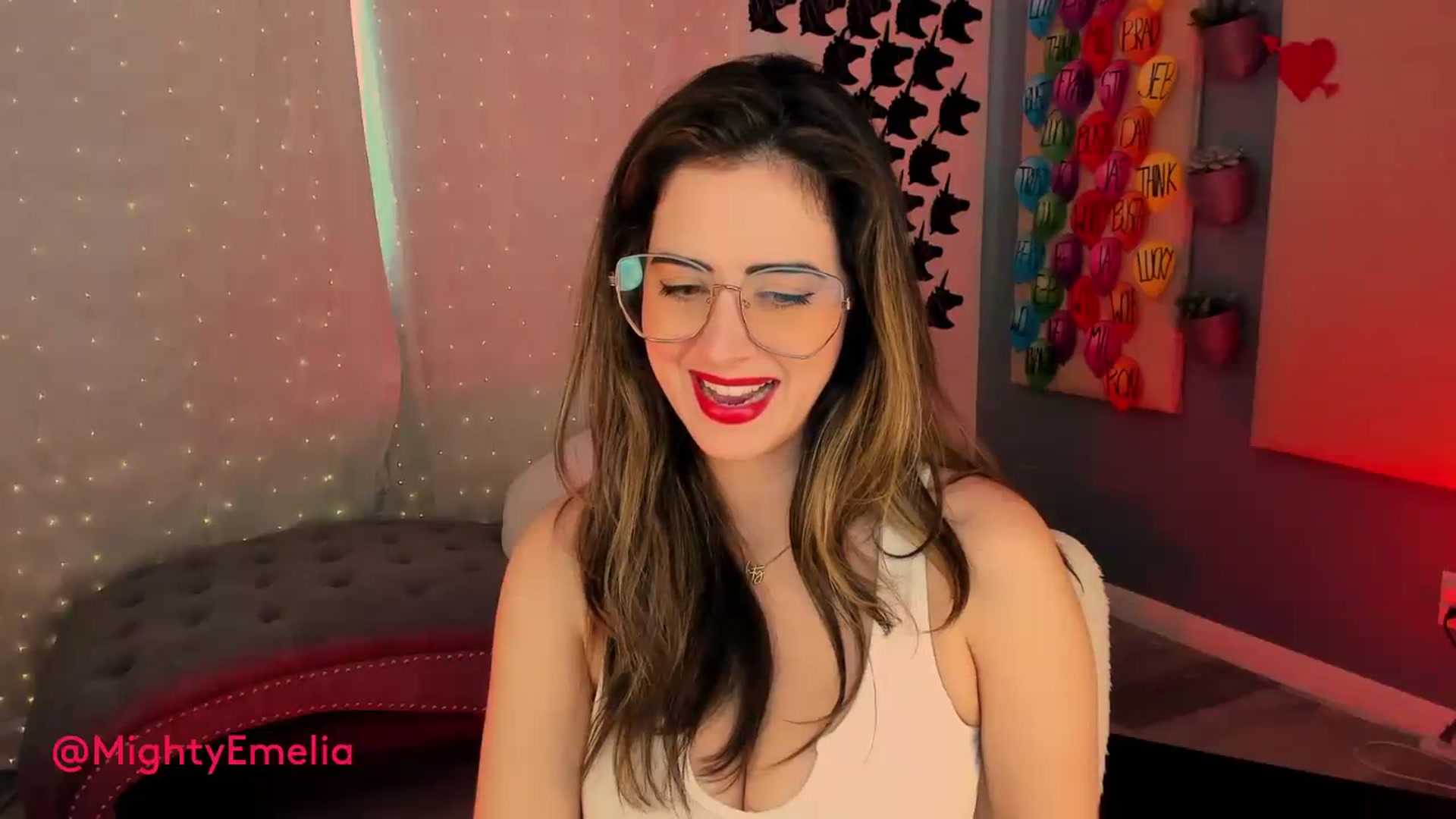 Gallery image thumbnail from MightyEmelia's myfreecams stream on, 07/26/2023, 01:25 image 11 of 20