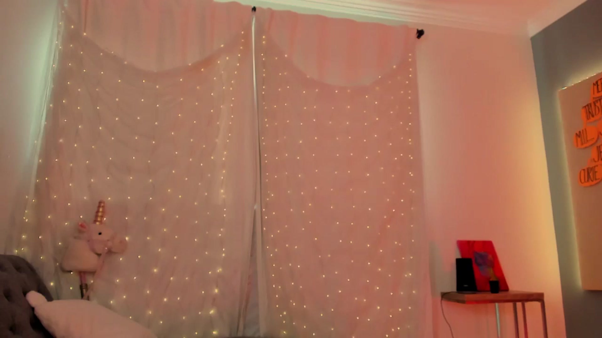 Gallery image thumbnail from MightyEmelia's myfreecams stream on, 10/25/2023, 24:01 image 13 of 20