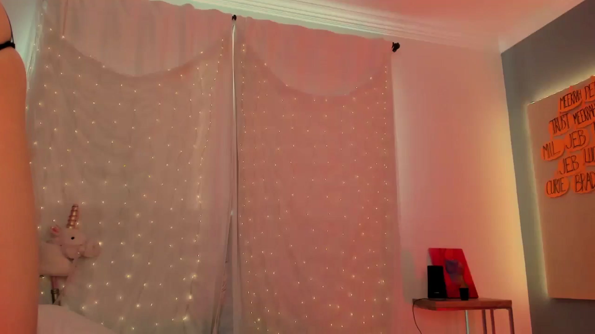 Gallery image thumbnail from MightyEmelia's myfreecams stream on, 10/25/2023, 24:01 image 14 of 20