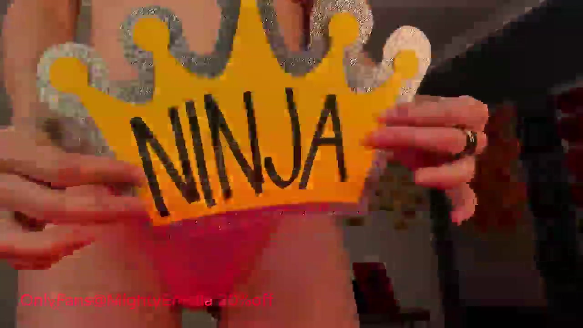 Gallery image thumbnail from MightyEmelia's myfreecams stream on, 11/09/2023, 02:32 image 8 of 20