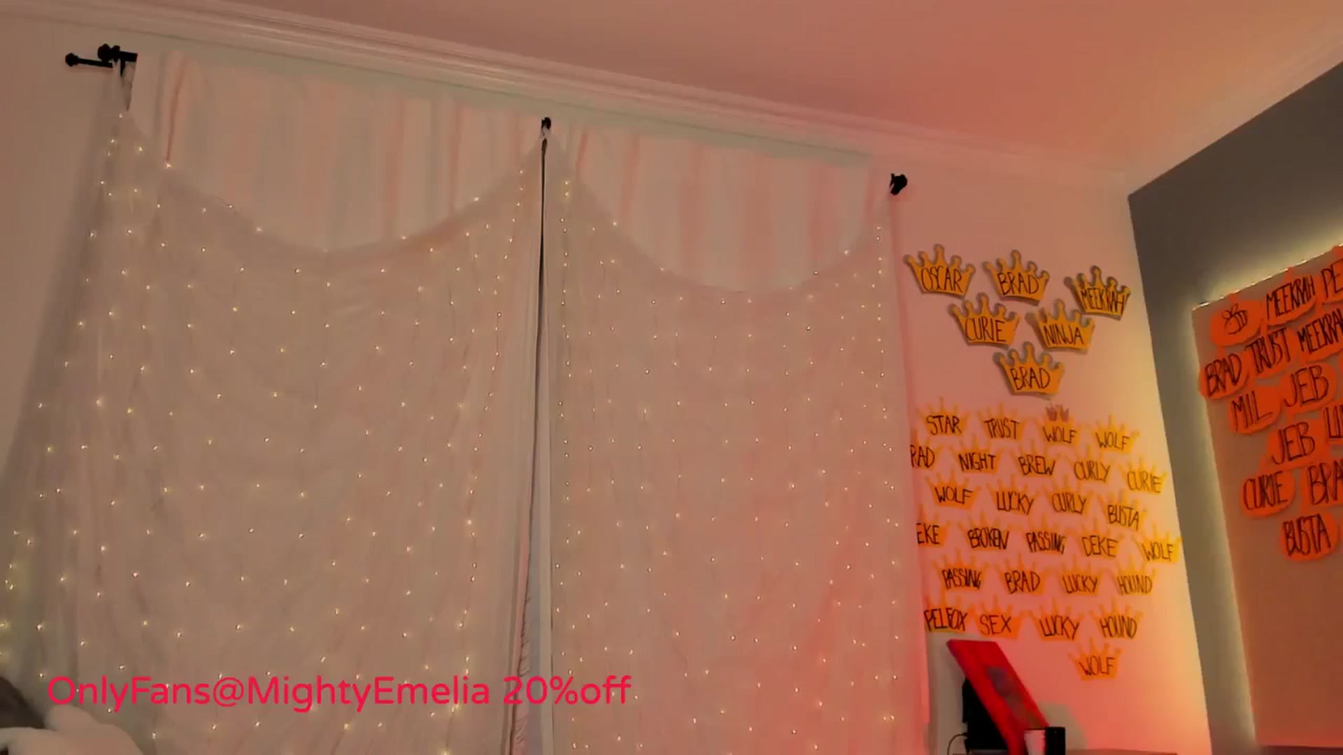 Gallery image thumbnail from MightyEmelia's myfreecams stream on, 11/11/2023, 04:20 image 5 of 20