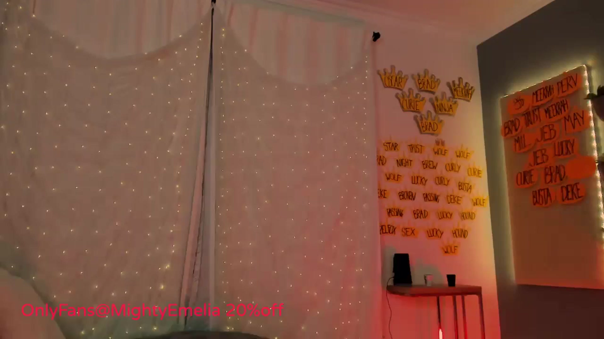 Gallery image thumbnail from MightyEmelia's myfreecams stream on, 11/12/2023, 04:45 image 18 of 20