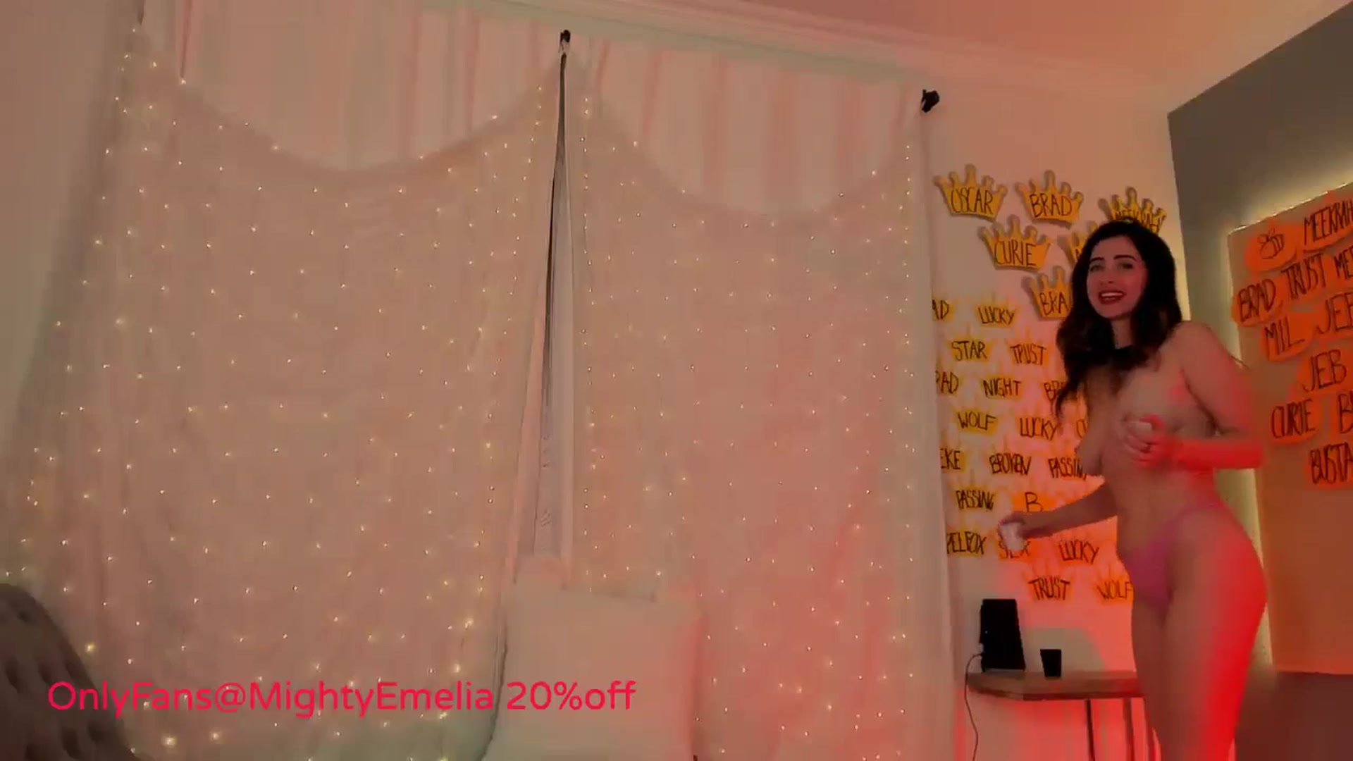 Gallery image thumbnail from MightyEmelia's myfreecams stream on, 11/12/2023, 06:47 image 4 of 20
