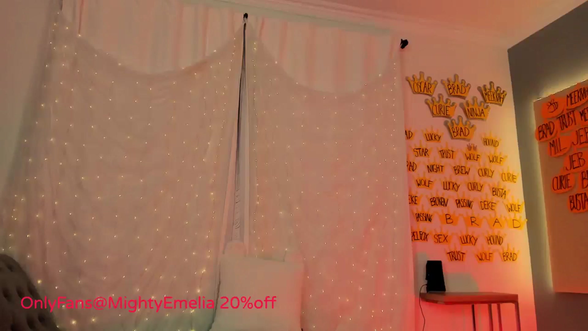 Gallery image thumbnail from MightyEmelia's myfreecams stream on, 11/12/2023, 06:47 image 3 of 20