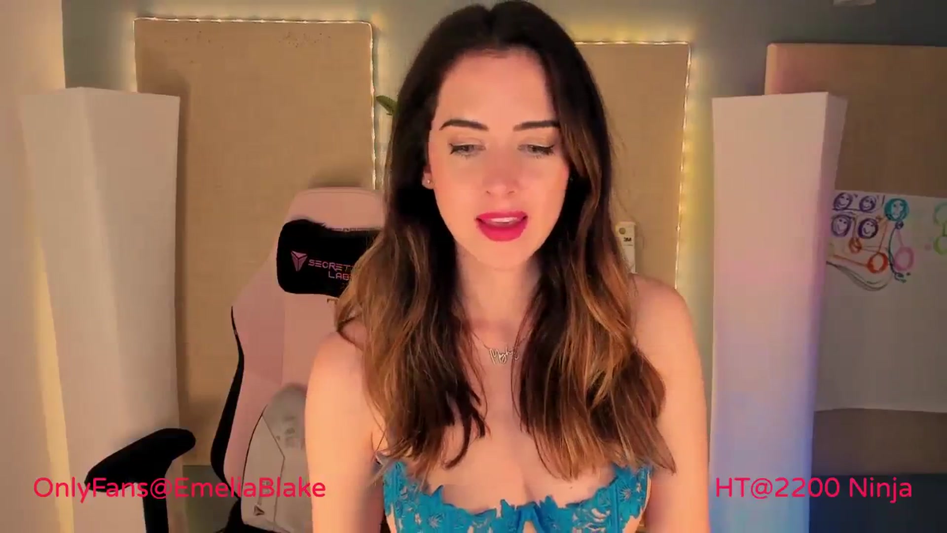 Gallery image thumbnail from MightyEmelia's myfreecams stream on, 03/29/2024, 01:58 image 14 of 20