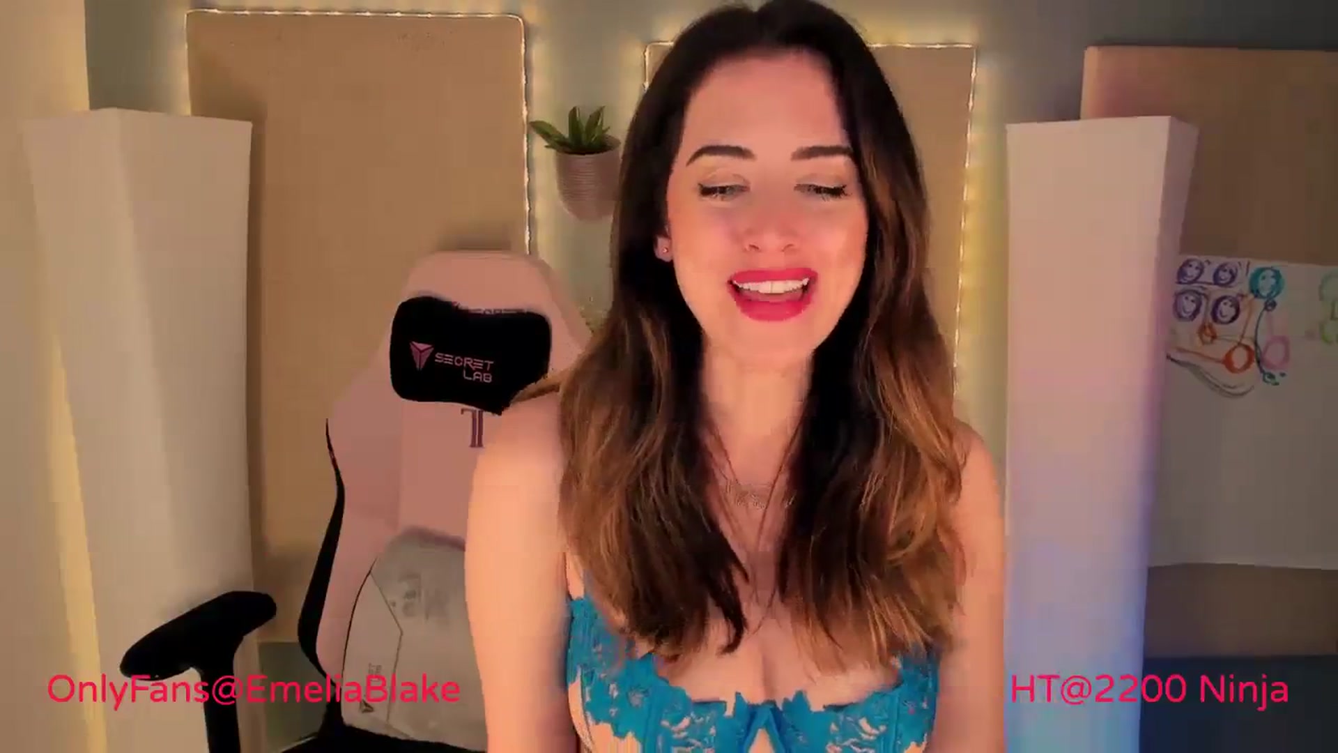 Gallery image thumbnail from MightyEmelia's myfreecams stream on, 03/29/2024, 01:58 image 5 of 20