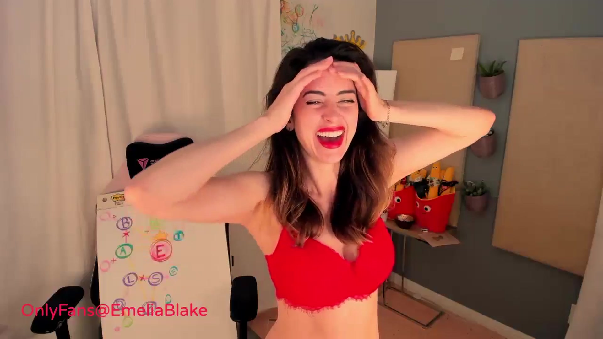 Gallery image thumbnail from MightyEmelia's myfreecams stream on, 07/27/2024, 03:36 image 5 of 20