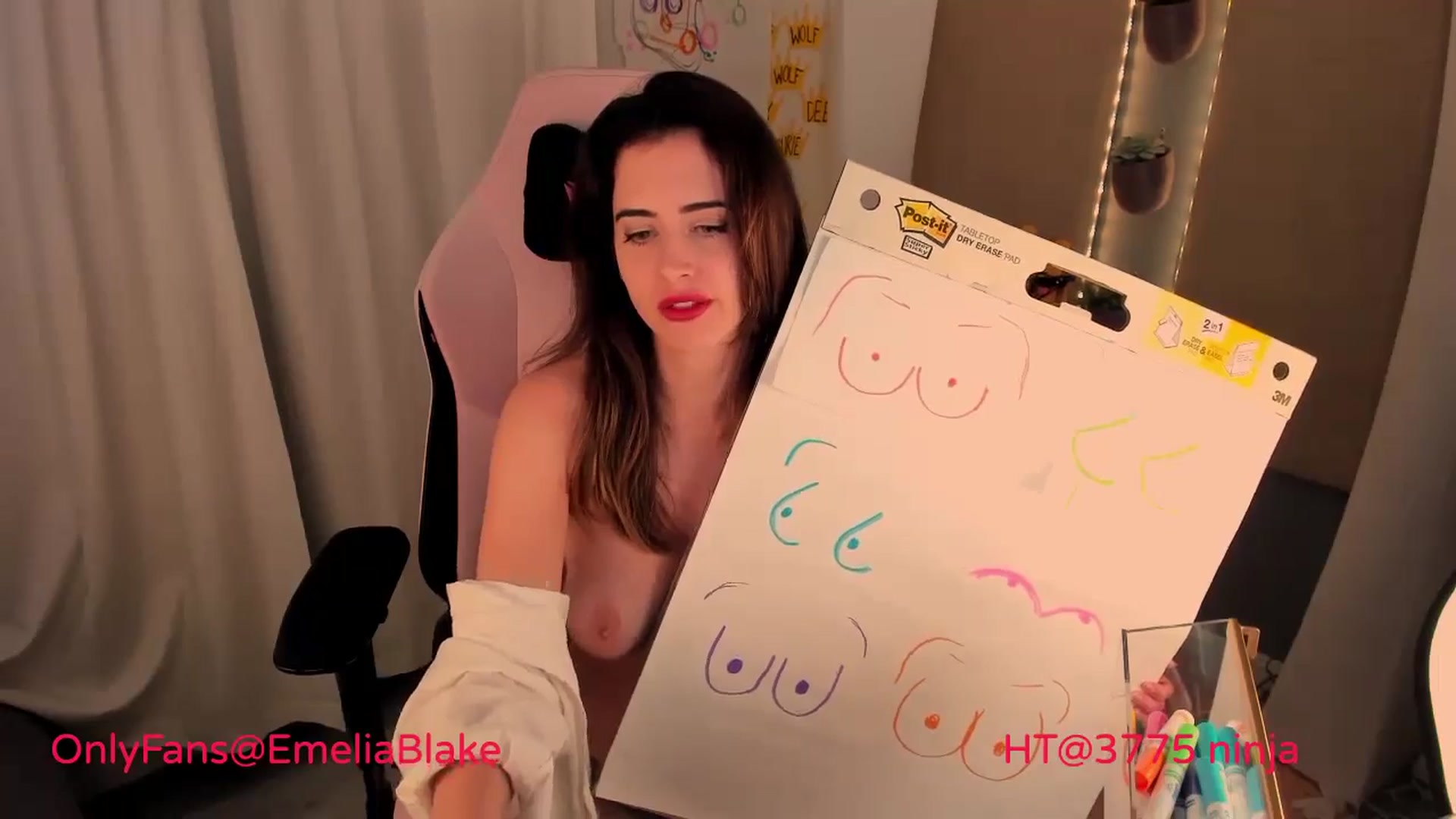 Gallery image thumbnail from MightyEmelia's myfreecams stream on, 07/31/2024, 03:37 image 16 of 20