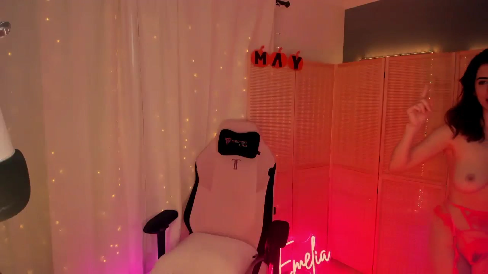 Gallery image thumbnail from MightyEmelia's myfreecams stream on, 11/02/2024, 01:02 image 17 of 20