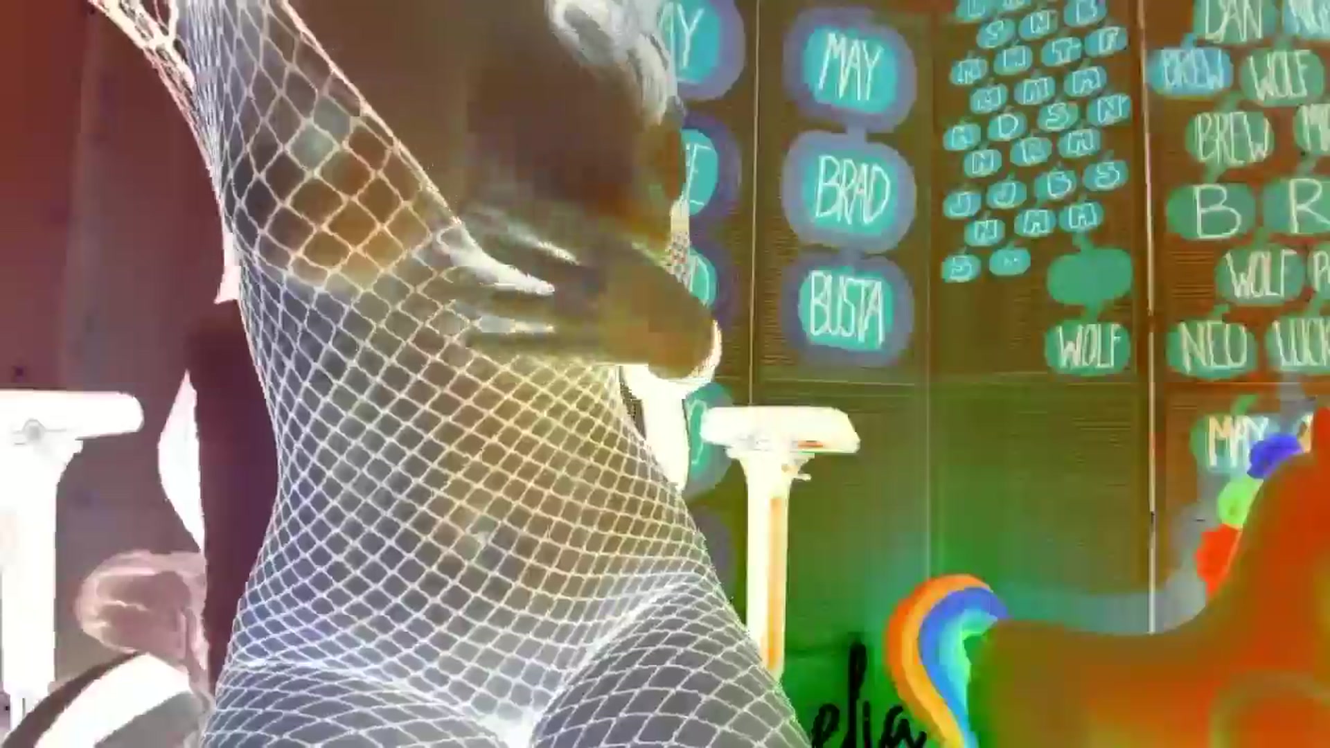 Gallery image thumbnail from MightyEmelia's myfreecams stream on, 12/01/2024, 08:38 image 19 of 20