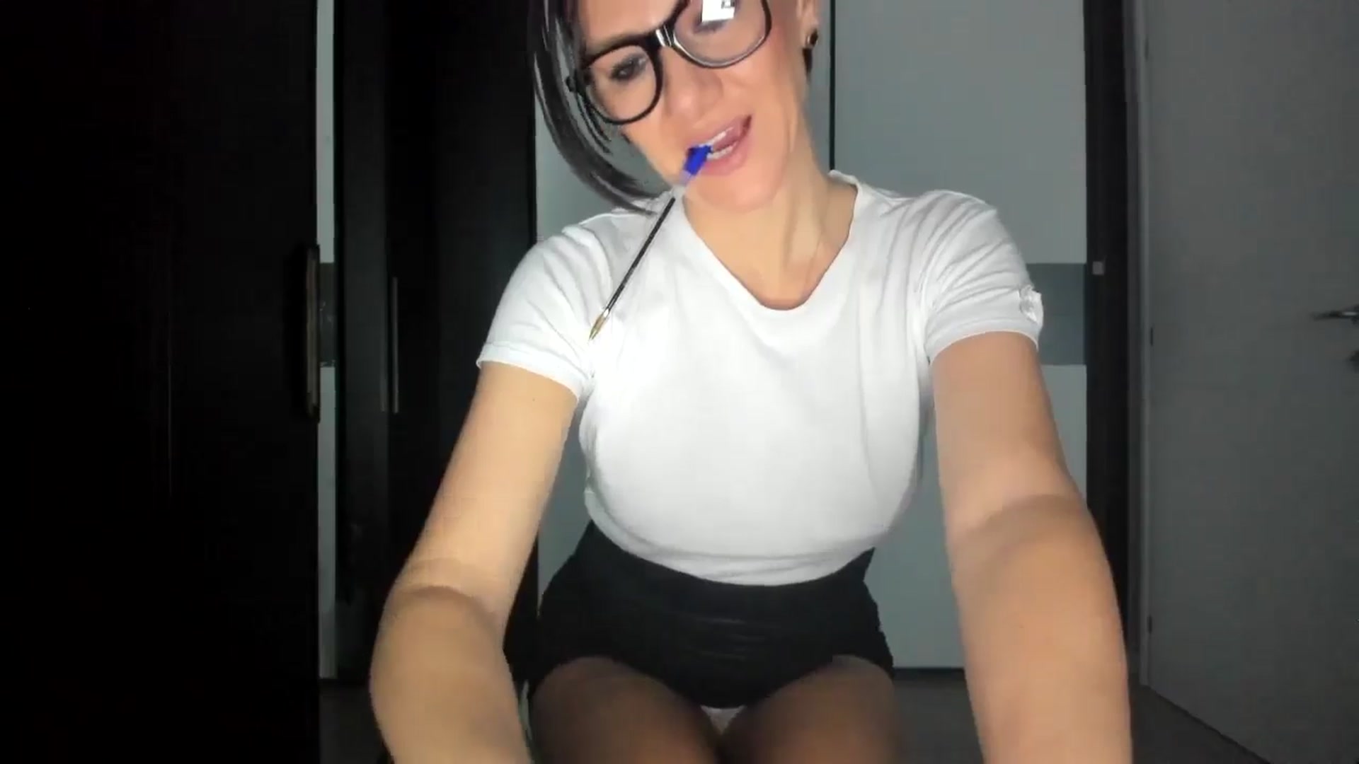 Gallery image thumbnail from Mighty_Alex's myfreecams stream on, 01/06/2025, 14:18 image 19 of 20