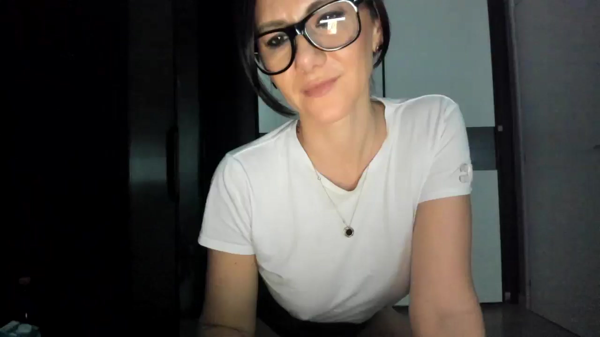 Gallery image thumbnail from Mighty_Alex's myfreecams stream on, 01/06/2025, 16:39 image 14 of 20