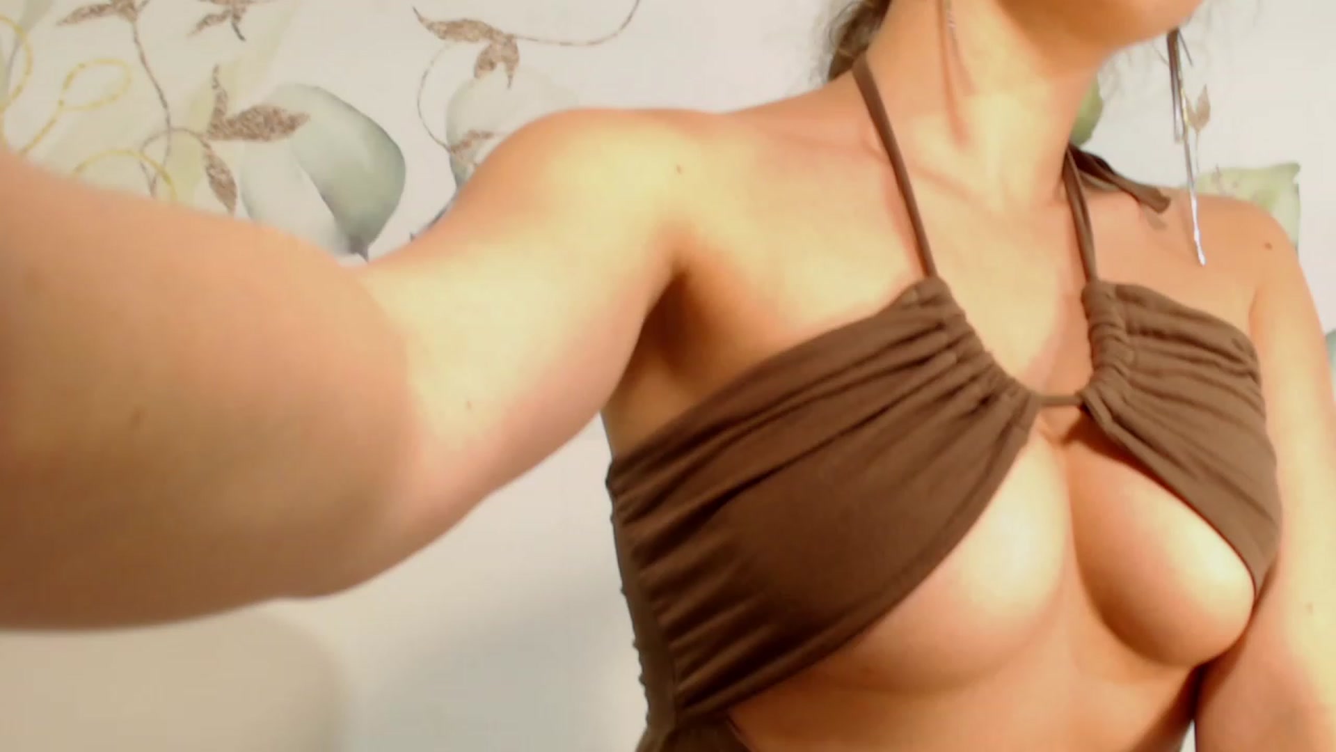 Gallery image thumbnail from Mighty_V's myfreecams stream on, 12/16/2022, 15:03 image 6 of 20