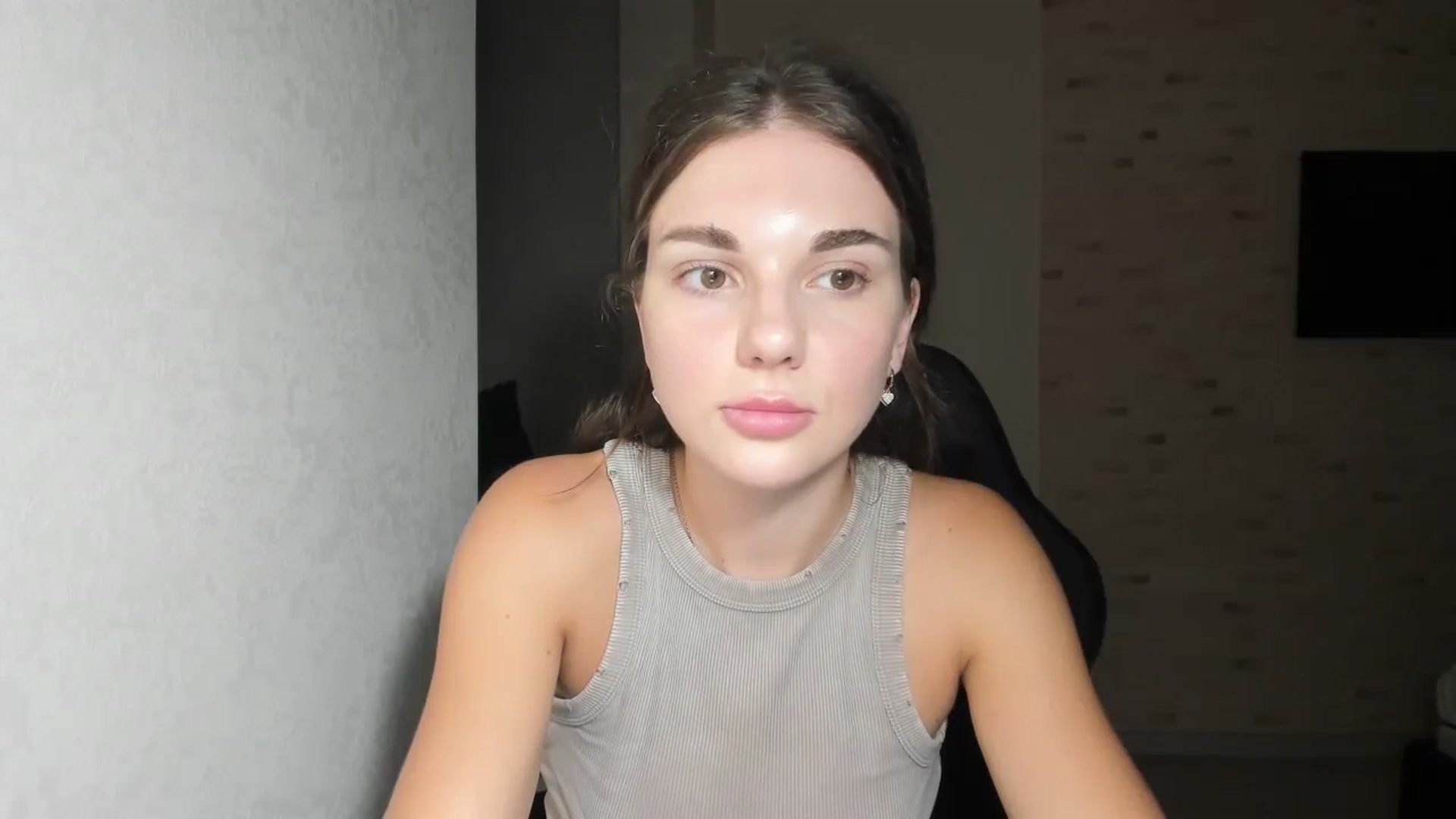 Gallery image thumbnail from Mihellii's myfreecams stream on, 08/28/2024, 20:22 image 7 of 20