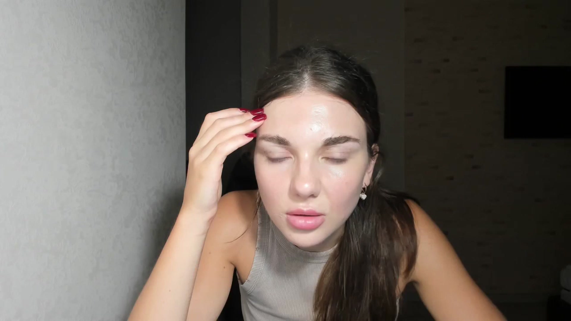 Gallery image thumbnail from Mihellii's myfreecams stream on, 08/28/2024, 21:22 image 8 of 20